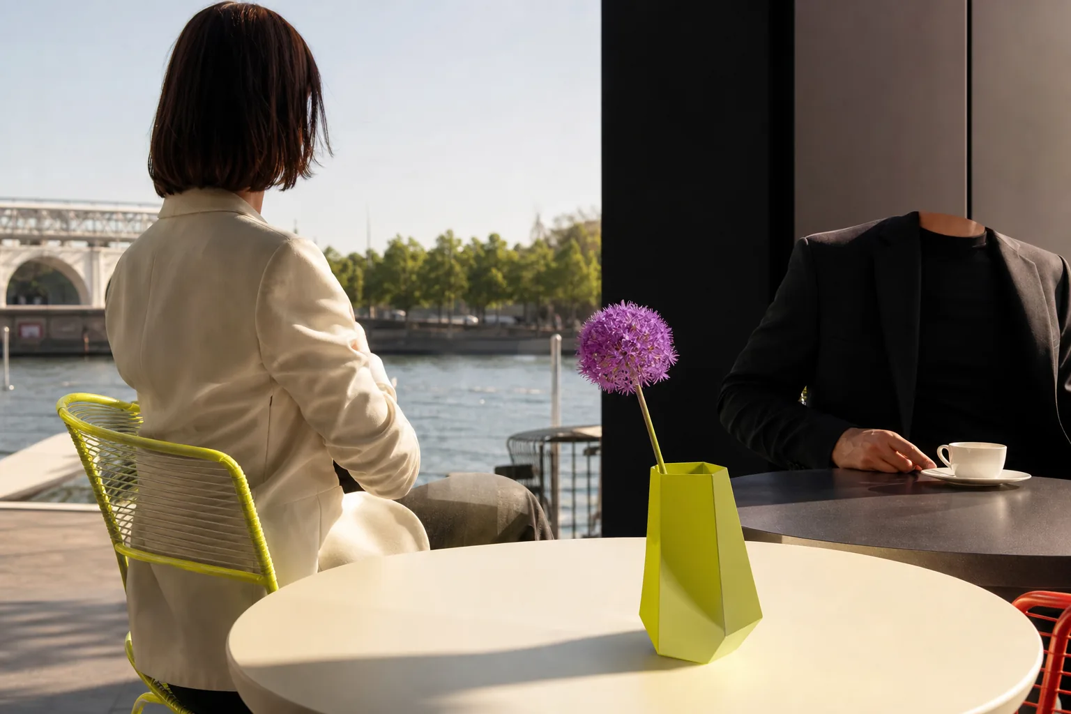 Емоційна ціна luxury vibe — унікальна редакційна фотографія SoftDeal